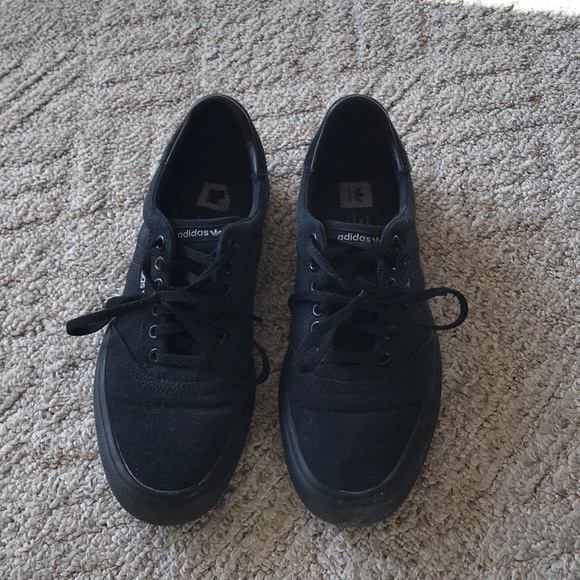 ADIDAS 3MC VULC SHOES - Picture 2 of 5